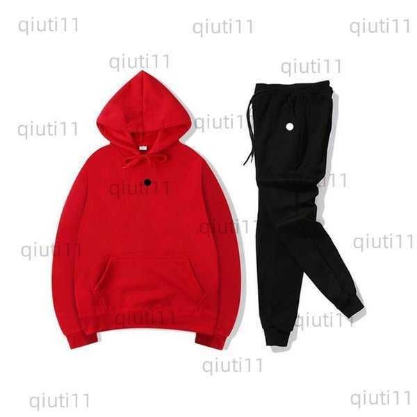 Q Red Blacklogo