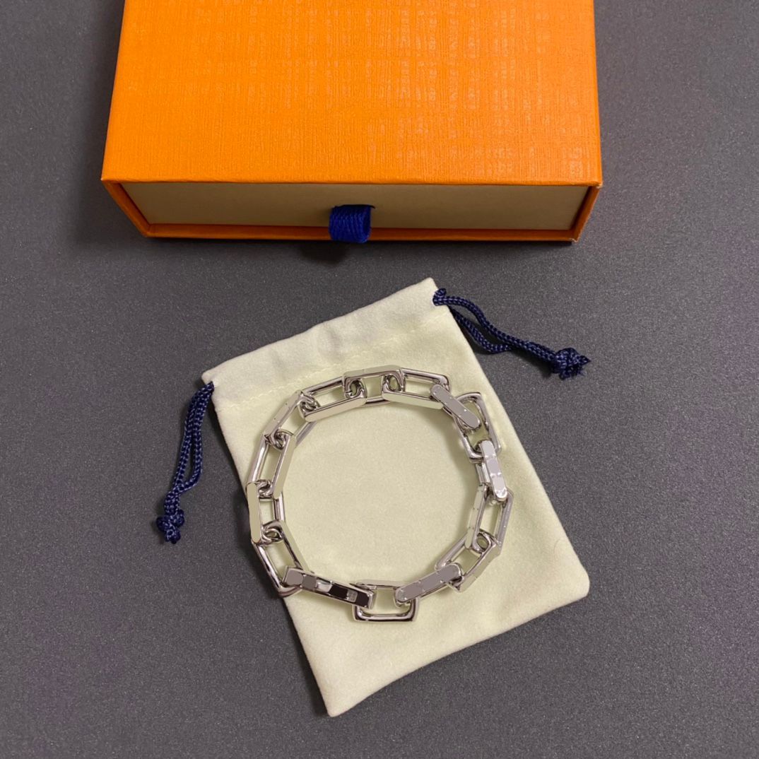 Bracelet/With Box