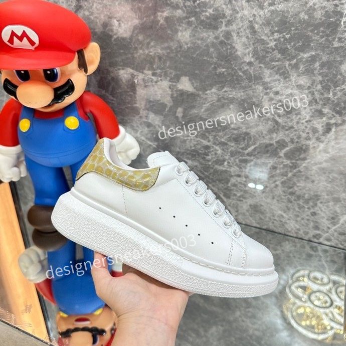 Top Woman Leather Lace Up Platform Sole Sneakers White Black Mens ...