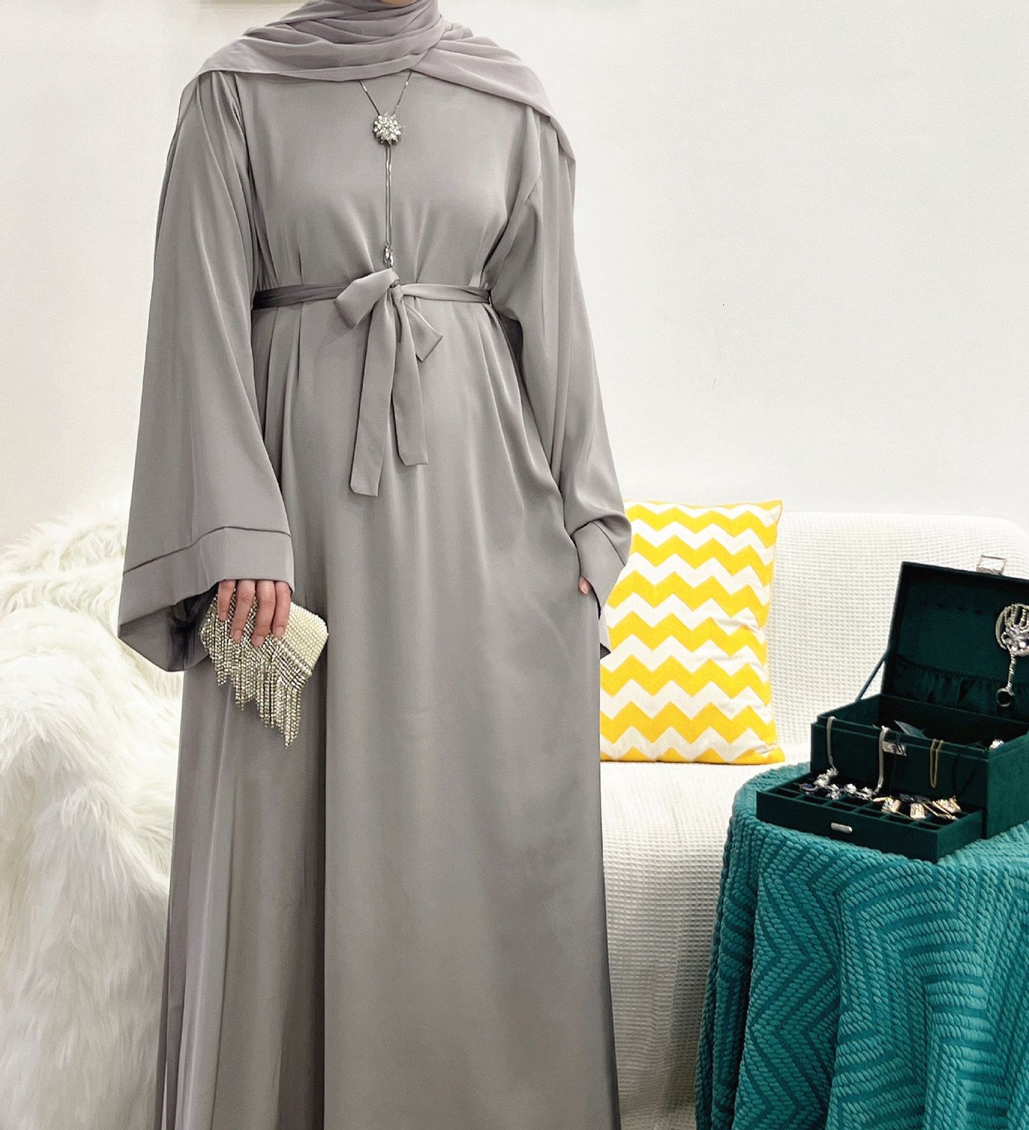 Gray Abaya-s