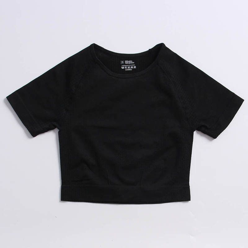 svart t-shirt