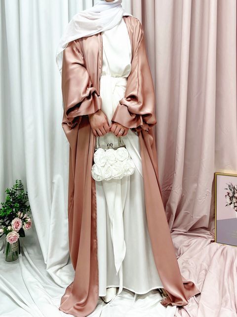 Pembe abaya-s