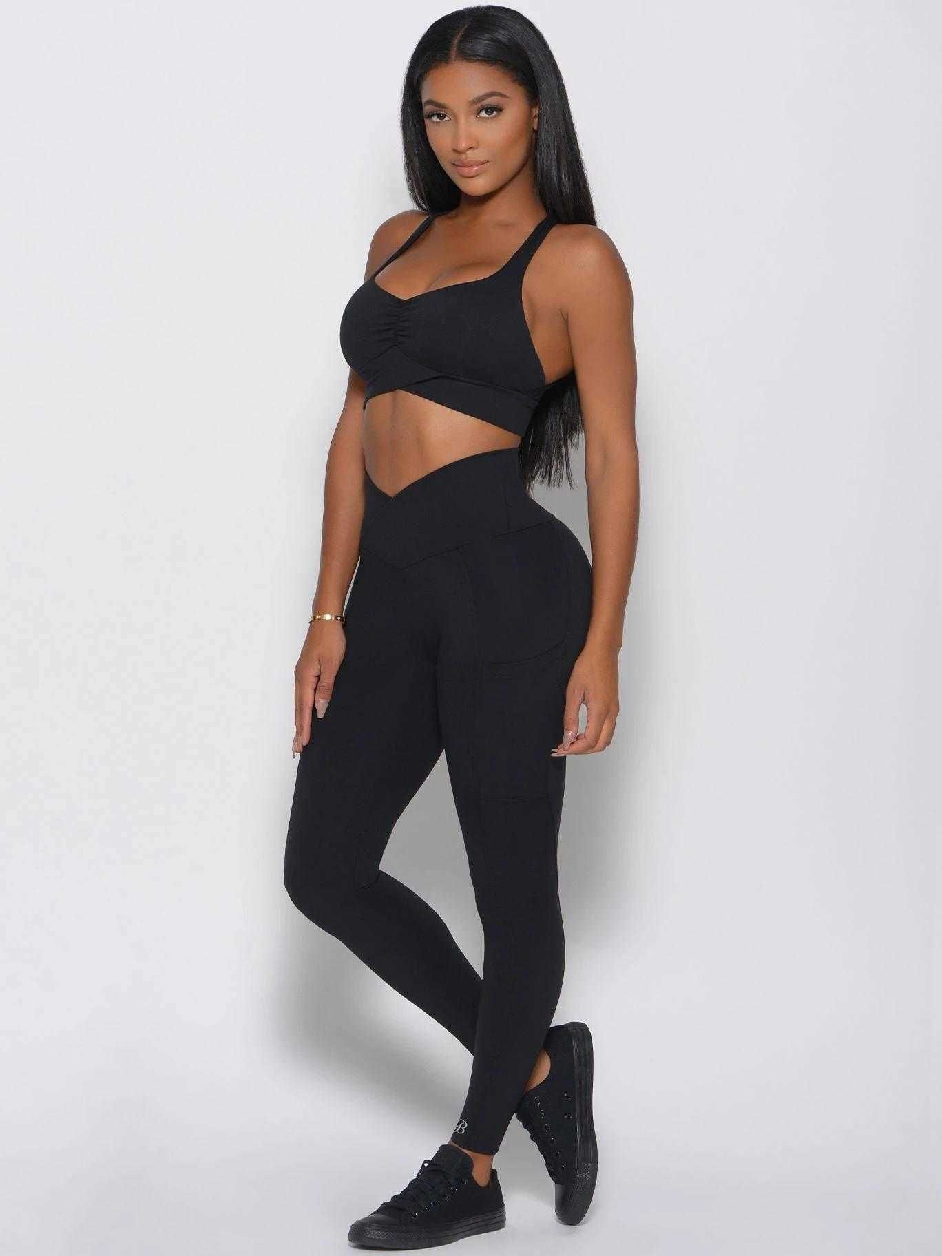 soutien-gorge noir-2 pantalons