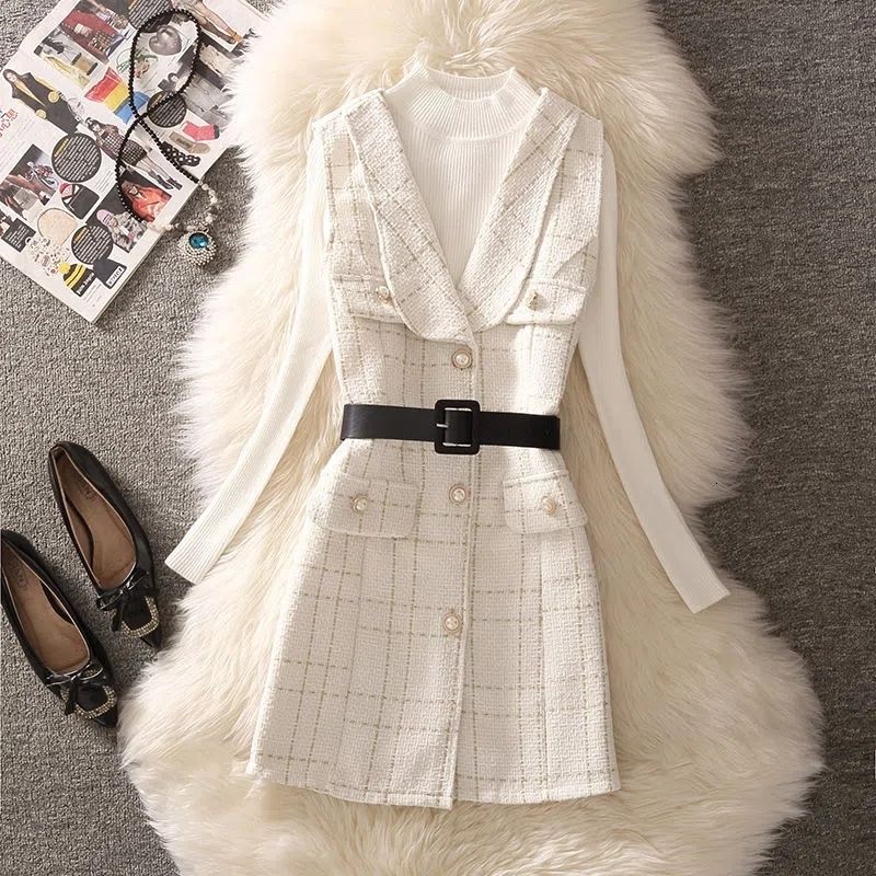 white 2 piece