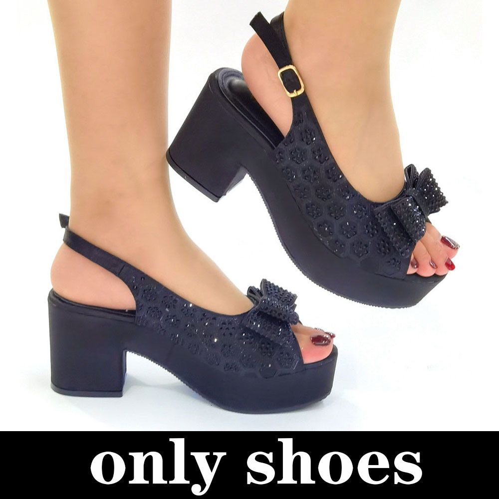 only shoes black