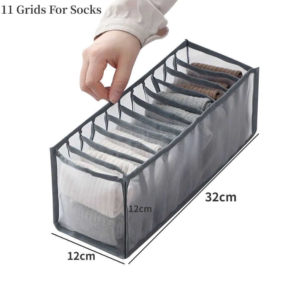 Grey-11grids Socks