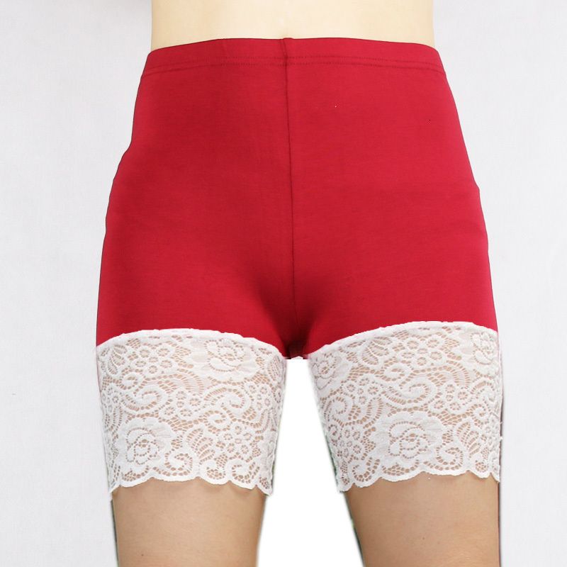 shorts de renda vermelha