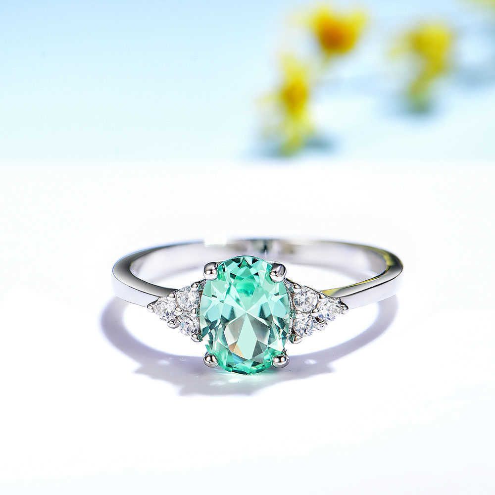 Bl￤ulich gr￼nes Emerald