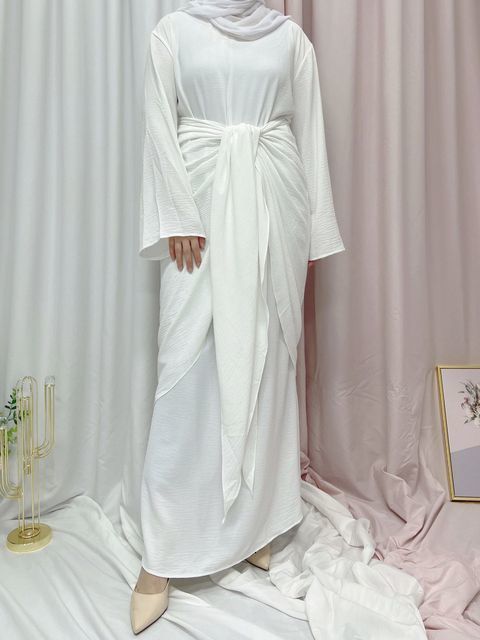Biały wewnątrz sukienki-xxl