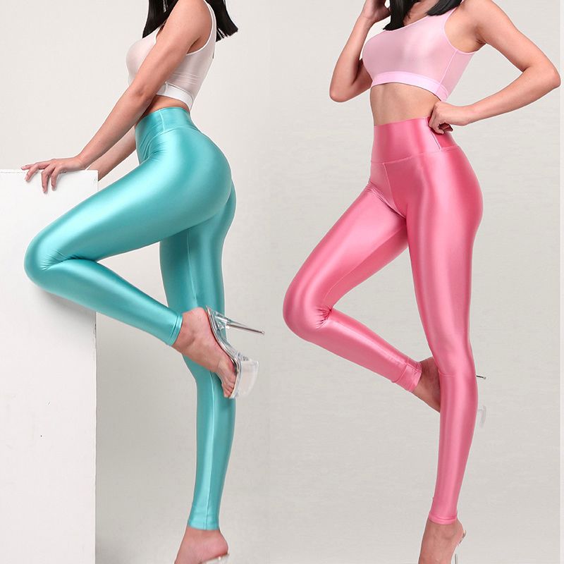 Plus size top satin leggings
