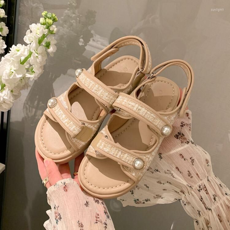 Nude flat sandals
