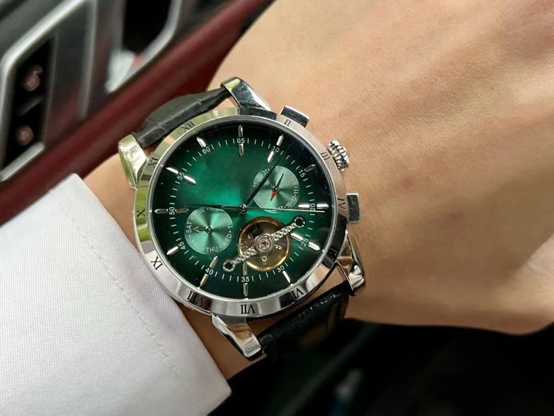 Black Strap/Green dial