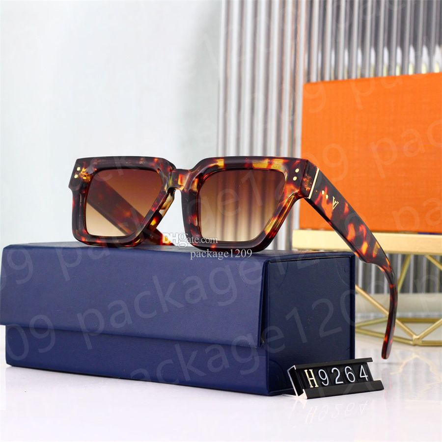 The LV Pilot Anti-Blue Light Glasses S00 - Accessories