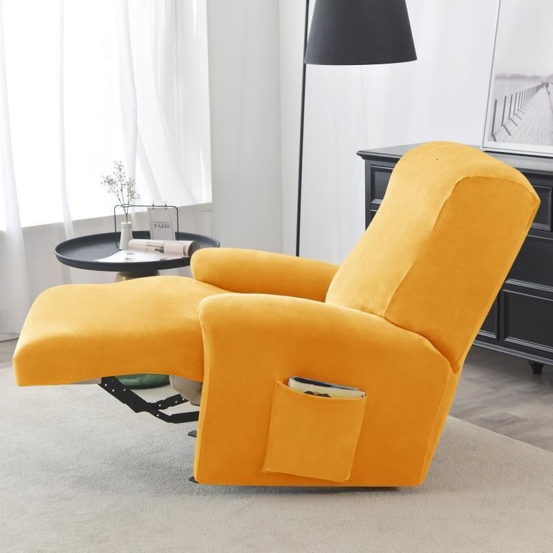 Złota sofa