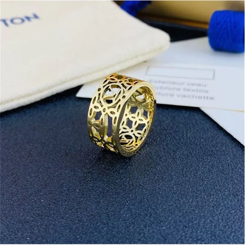 Gold hollow flower ring