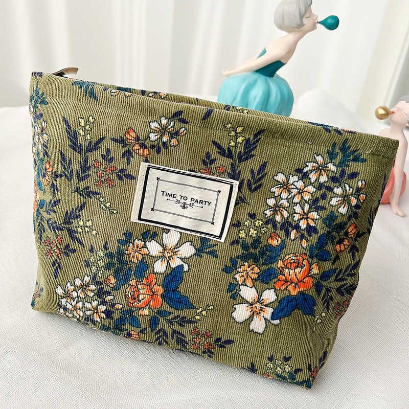 cosmetic bag-25