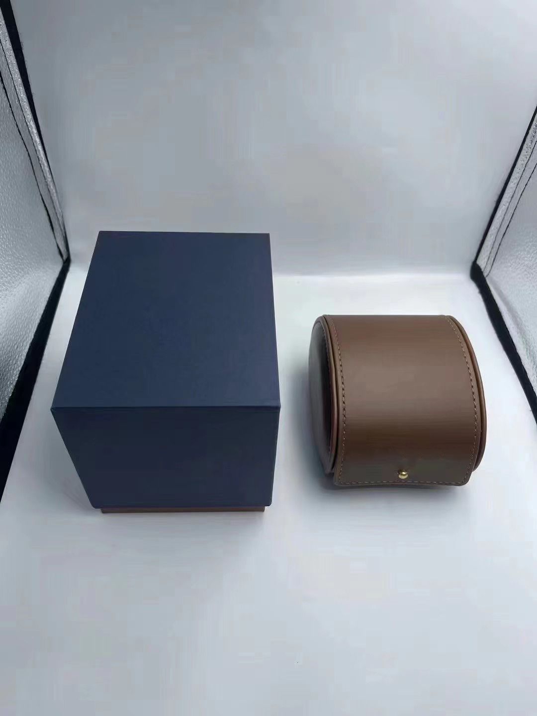 Tylko Box. No Watch