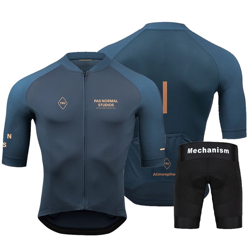 Conjunto de ciclismo 9