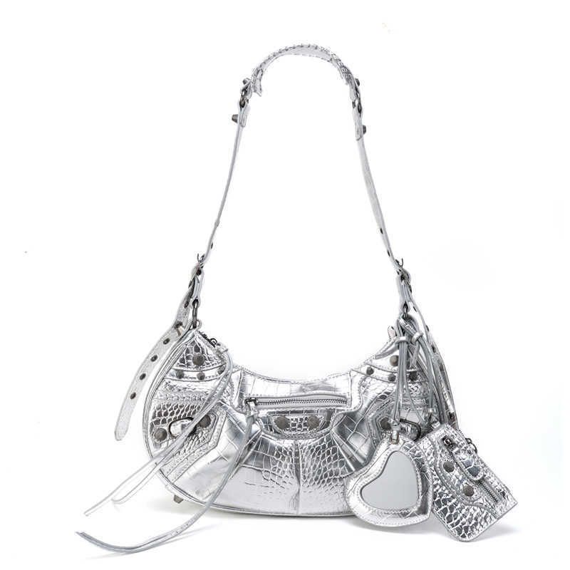 Crocodile Silver Large