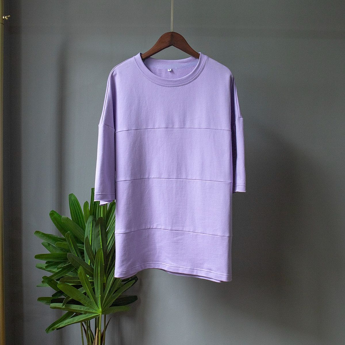 tee shirt violet