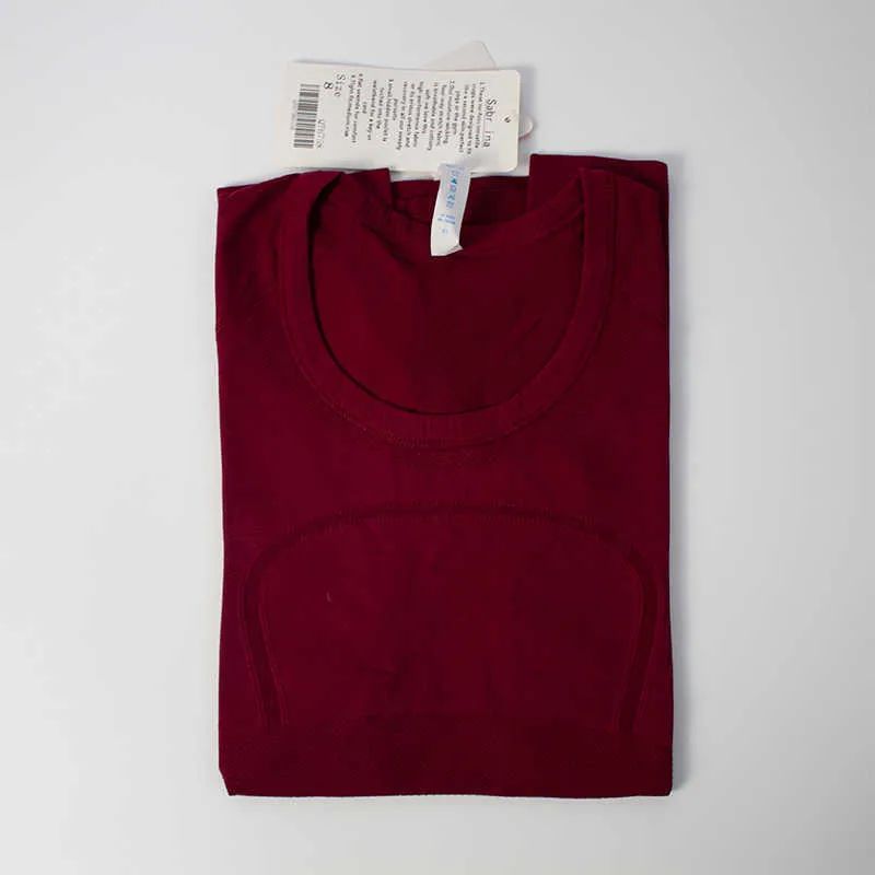 wine red short t