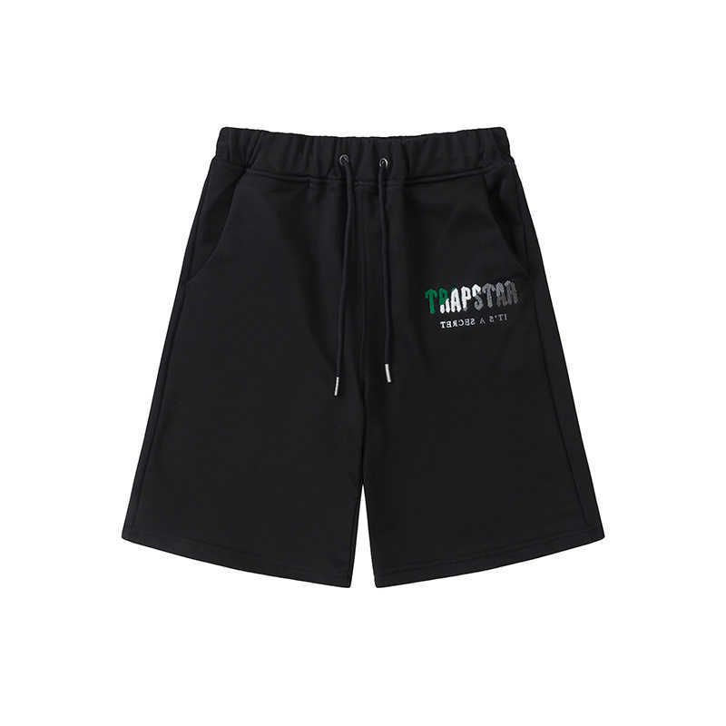 pantaloncini bianchi verdi neri