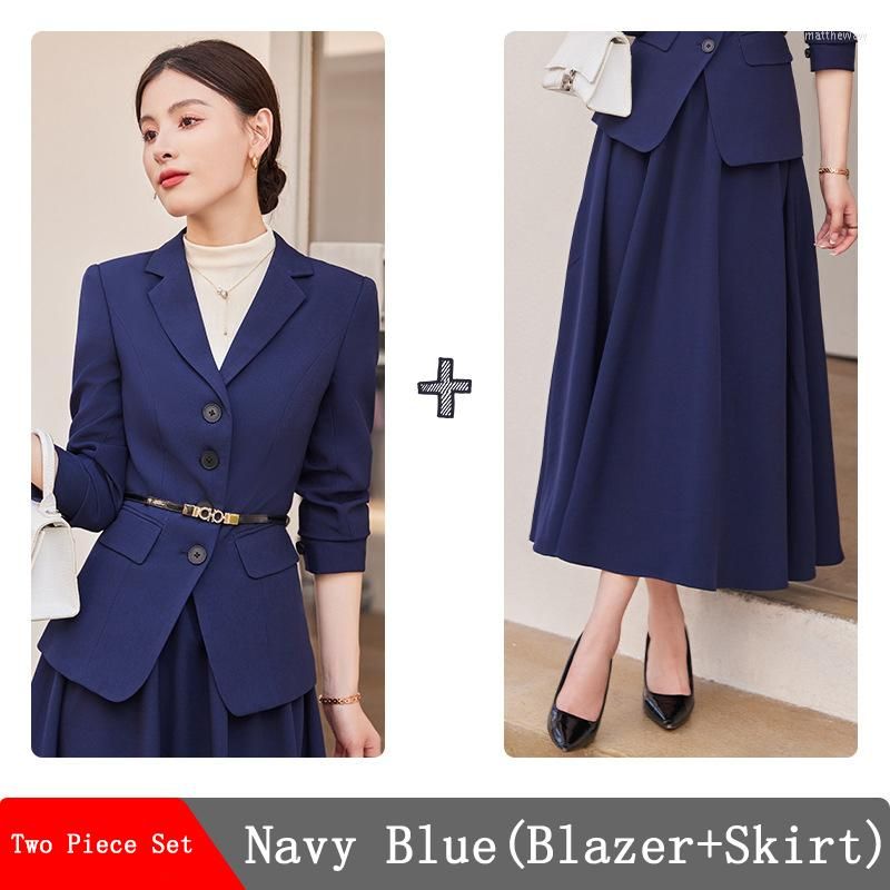 Navy blau