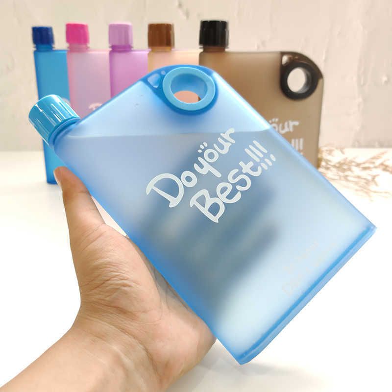 Bouteille d'eau plate en plastique anti-fuite carrée transparente Portable  A5 bouteille d'eau en