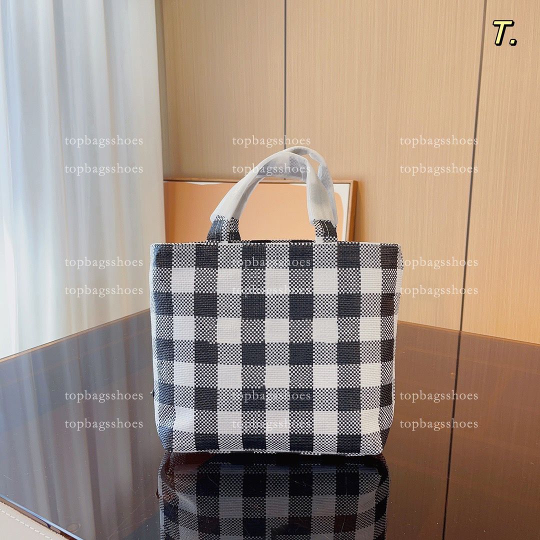 Tartan Black 23cm