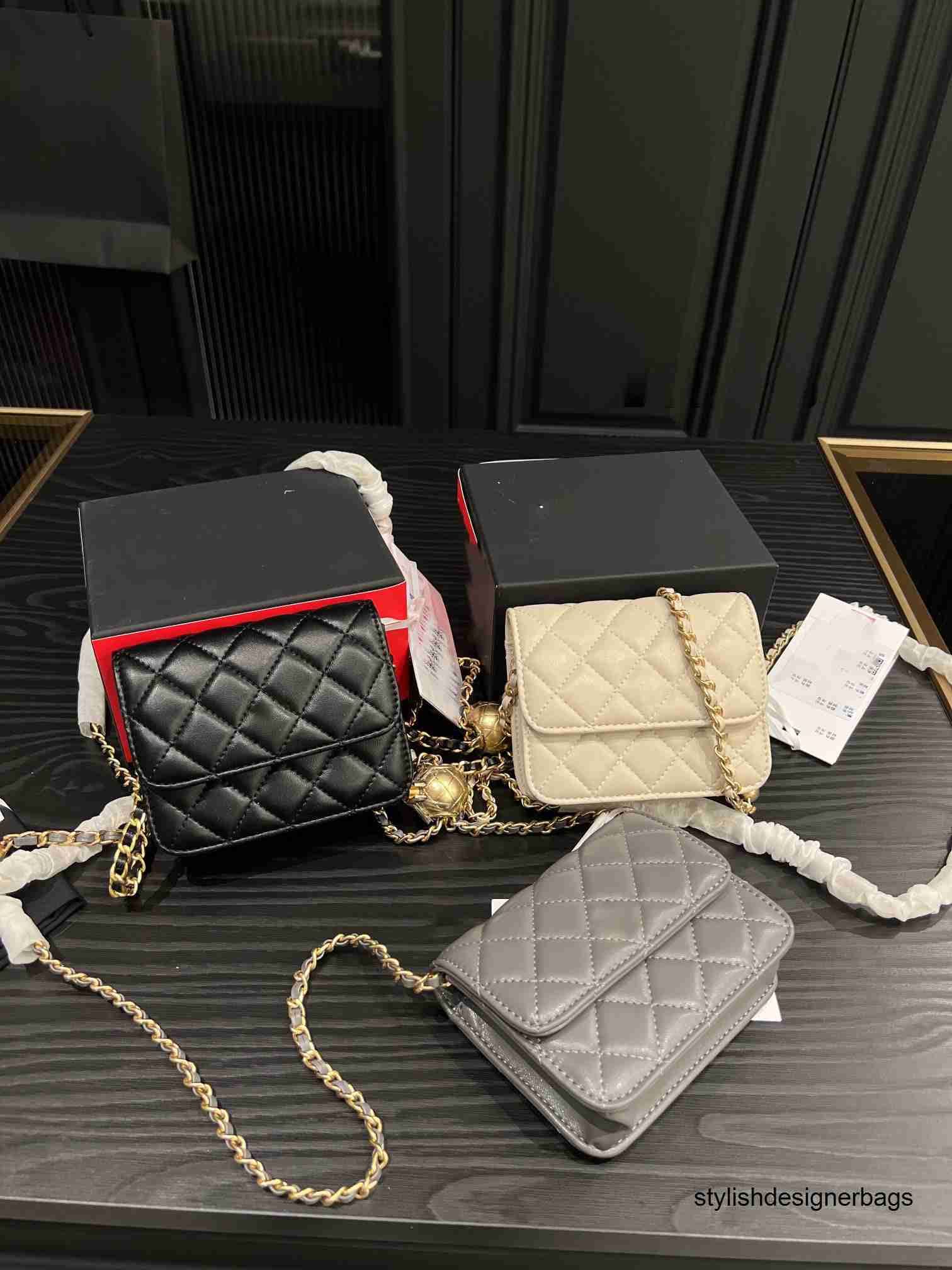 Small Leather Crossbody Bag for Women Black Quilted Purse Cross Body Phone  Clutch Bag Chain Crossbody Purse Flap Bag