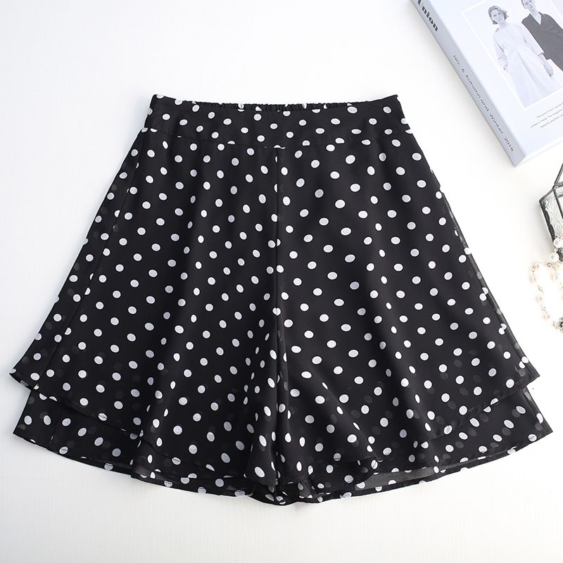 Shorts a pois