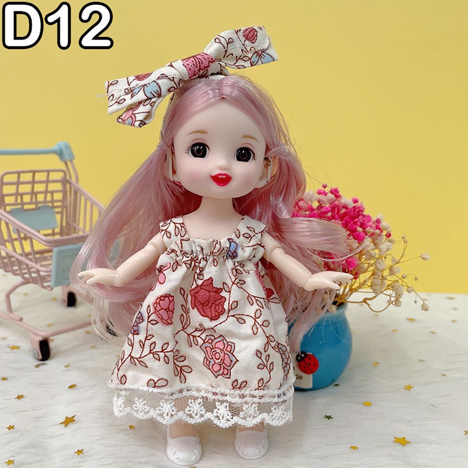 D12-doll och kläder