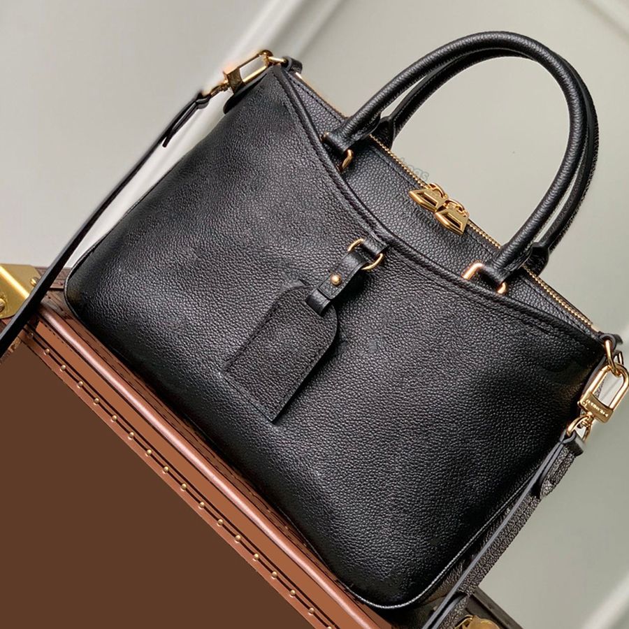 M46488 Black Embossed