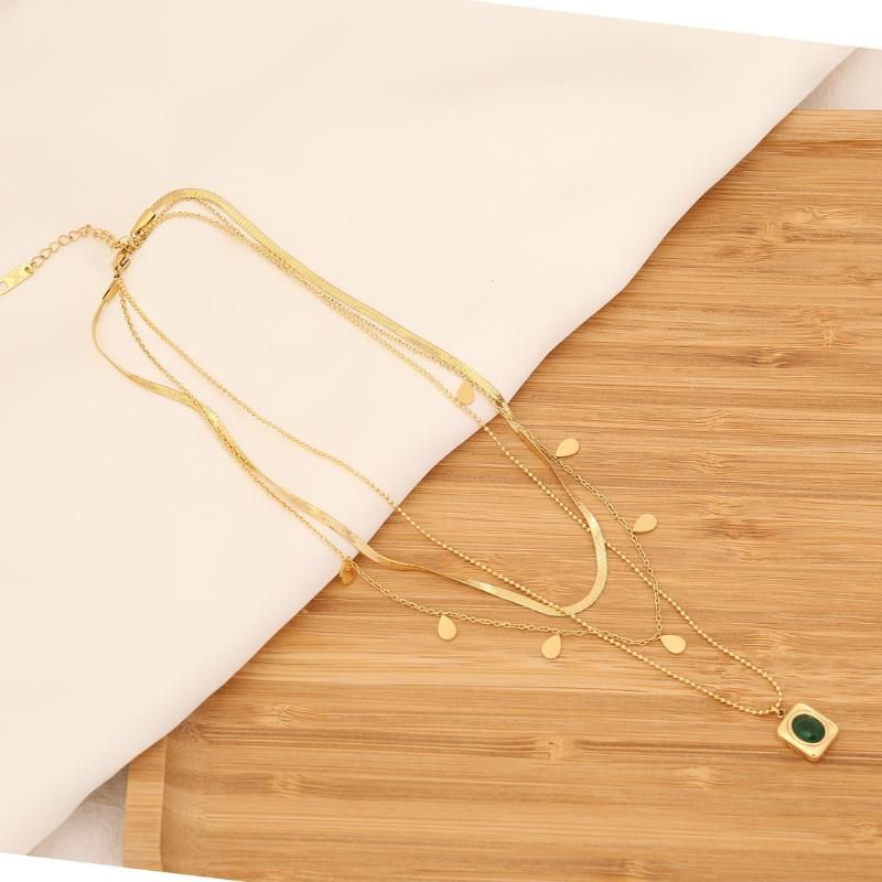 Anhänger Halsketten 2023 Modeschmuck Smaragd Halskette Perle Perlen geschichtet Edelstahl für Frauen_voghion.com
