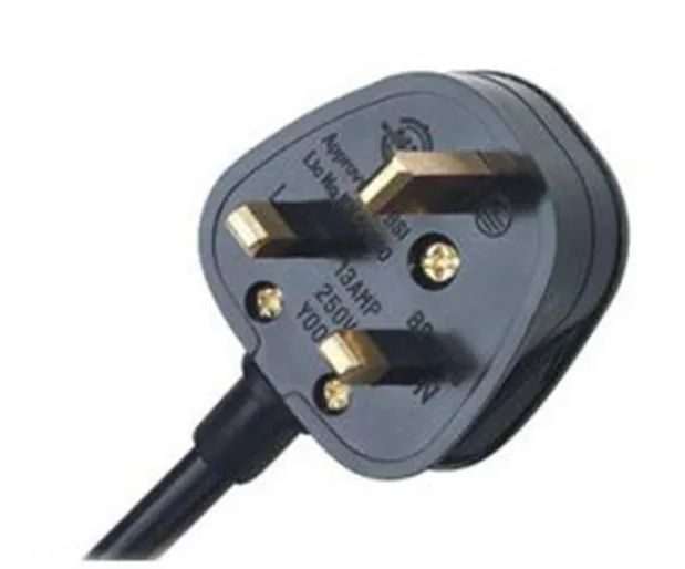 Plug 220v del Regno Unito