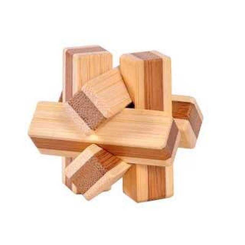 Piccoli nodi di legno