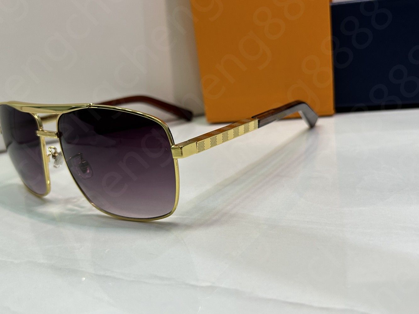 Louis Vuitton Z0259u Attitude Sunglasses