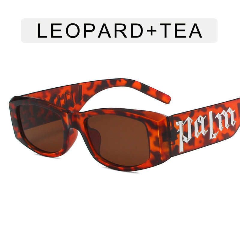 tranches de thé encadrées par le léopard