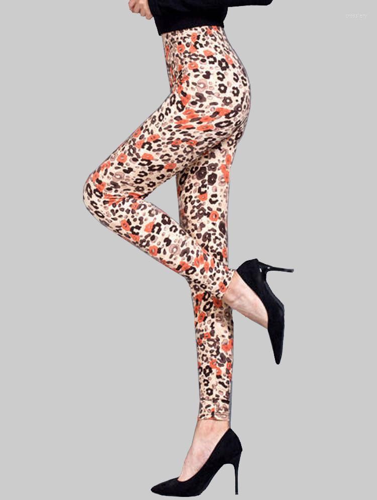 leopardo naranja