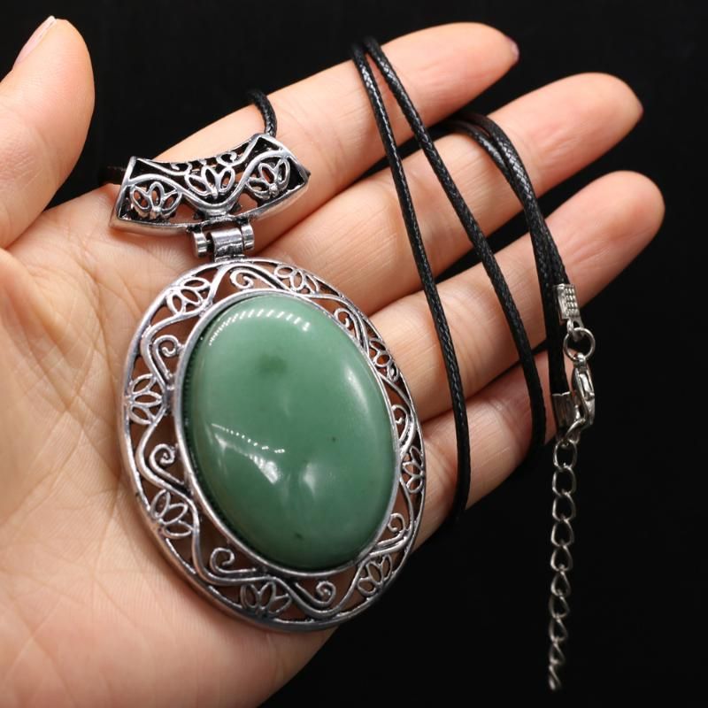 Green Aventurine 55cm