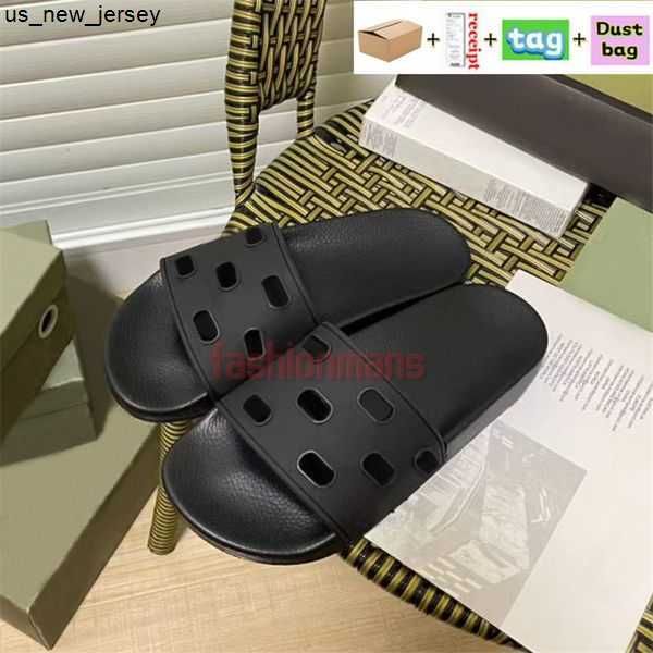 Gummi Slide Black-1