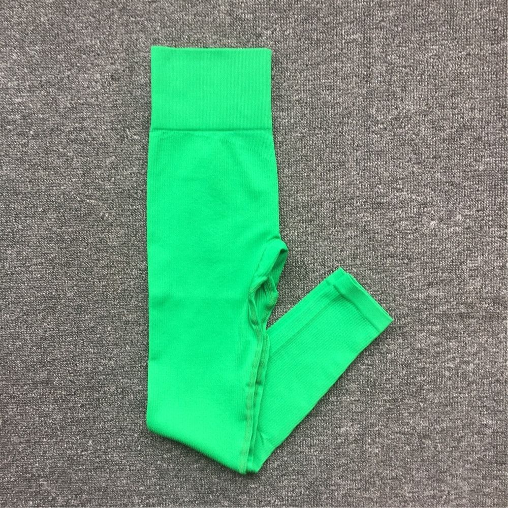green pant