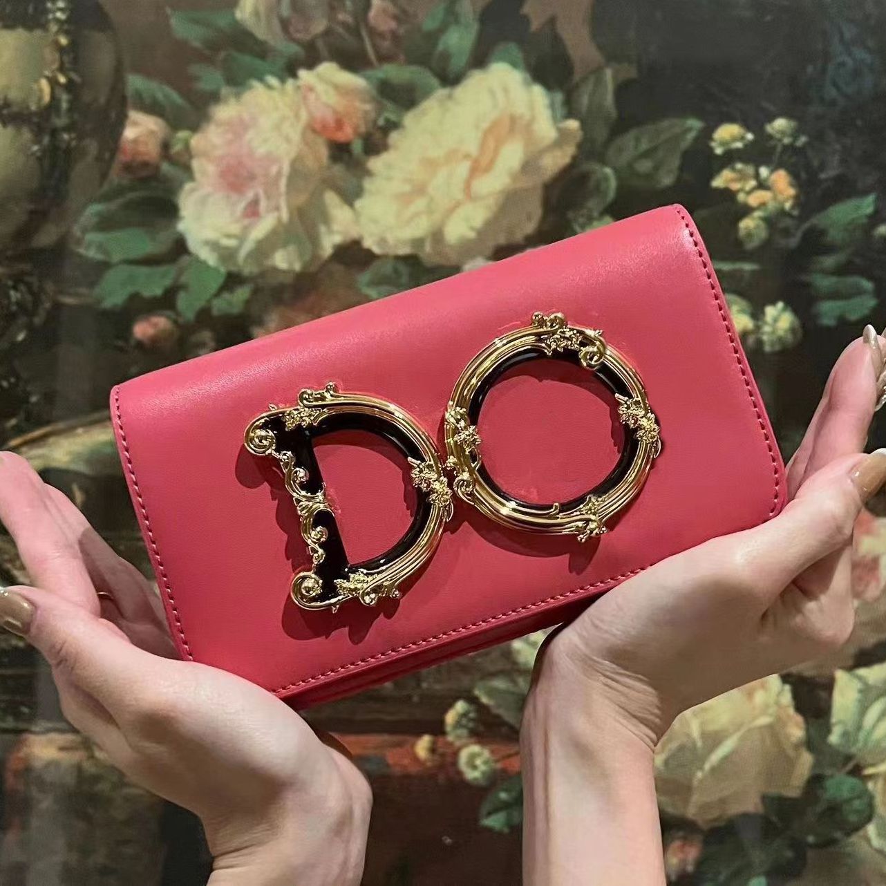 the pink clutch : The New Speedy