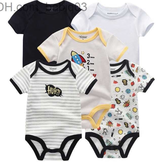 vêtements de bébé 5213