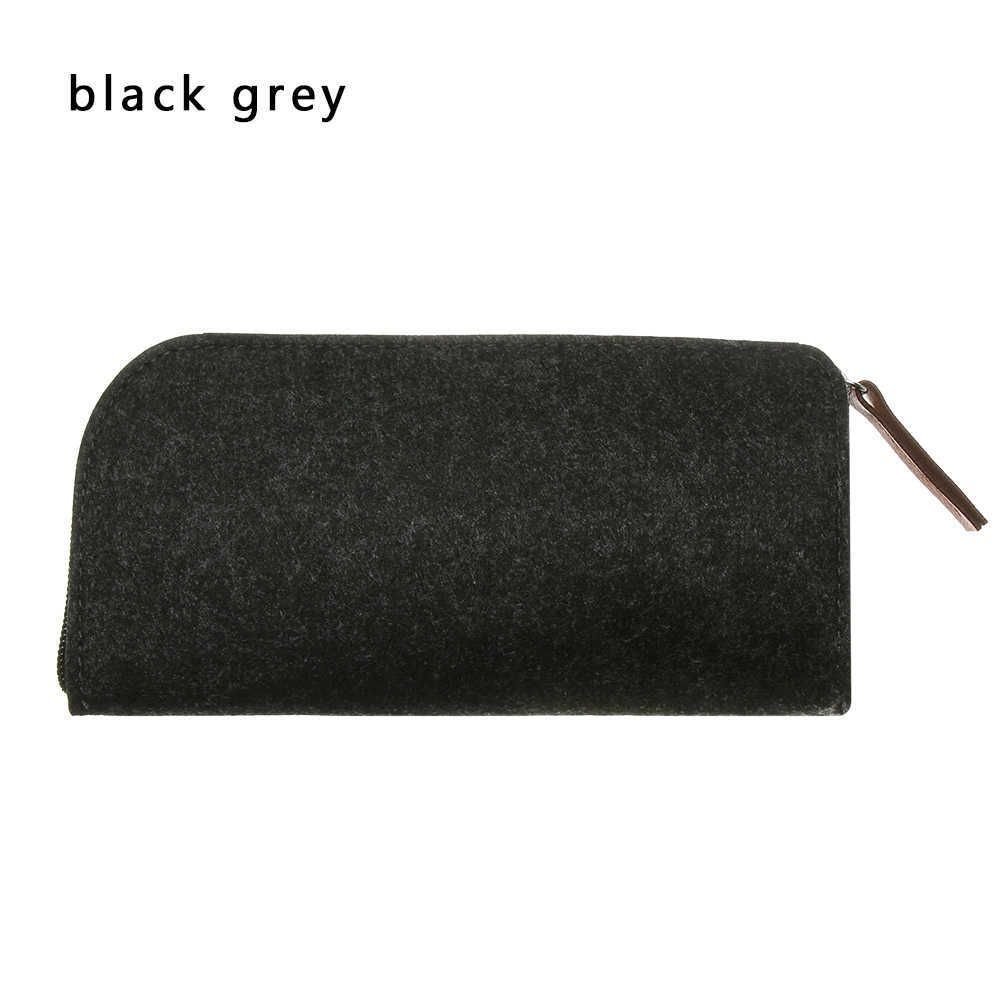 黒灰色