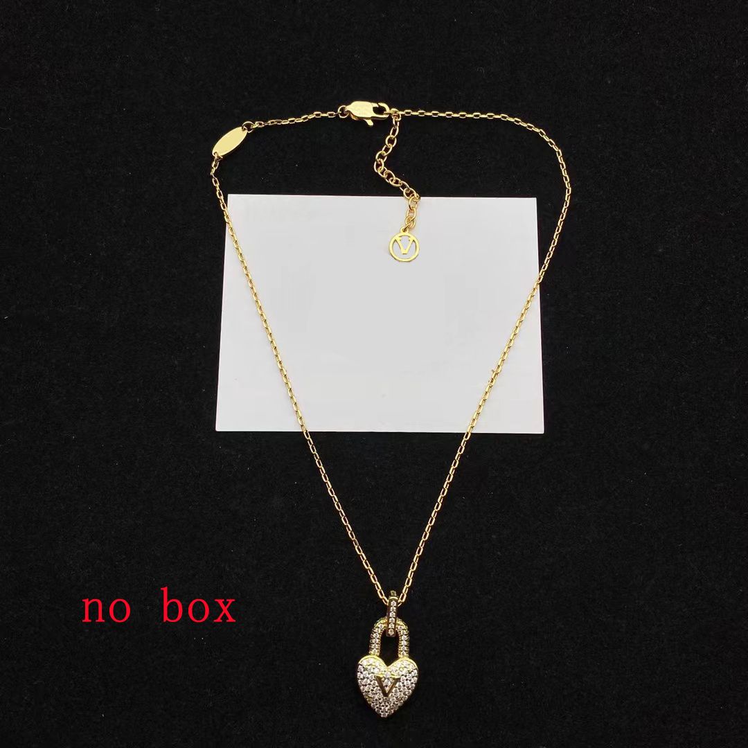 VHEARTGOLD-Necklace-no Box