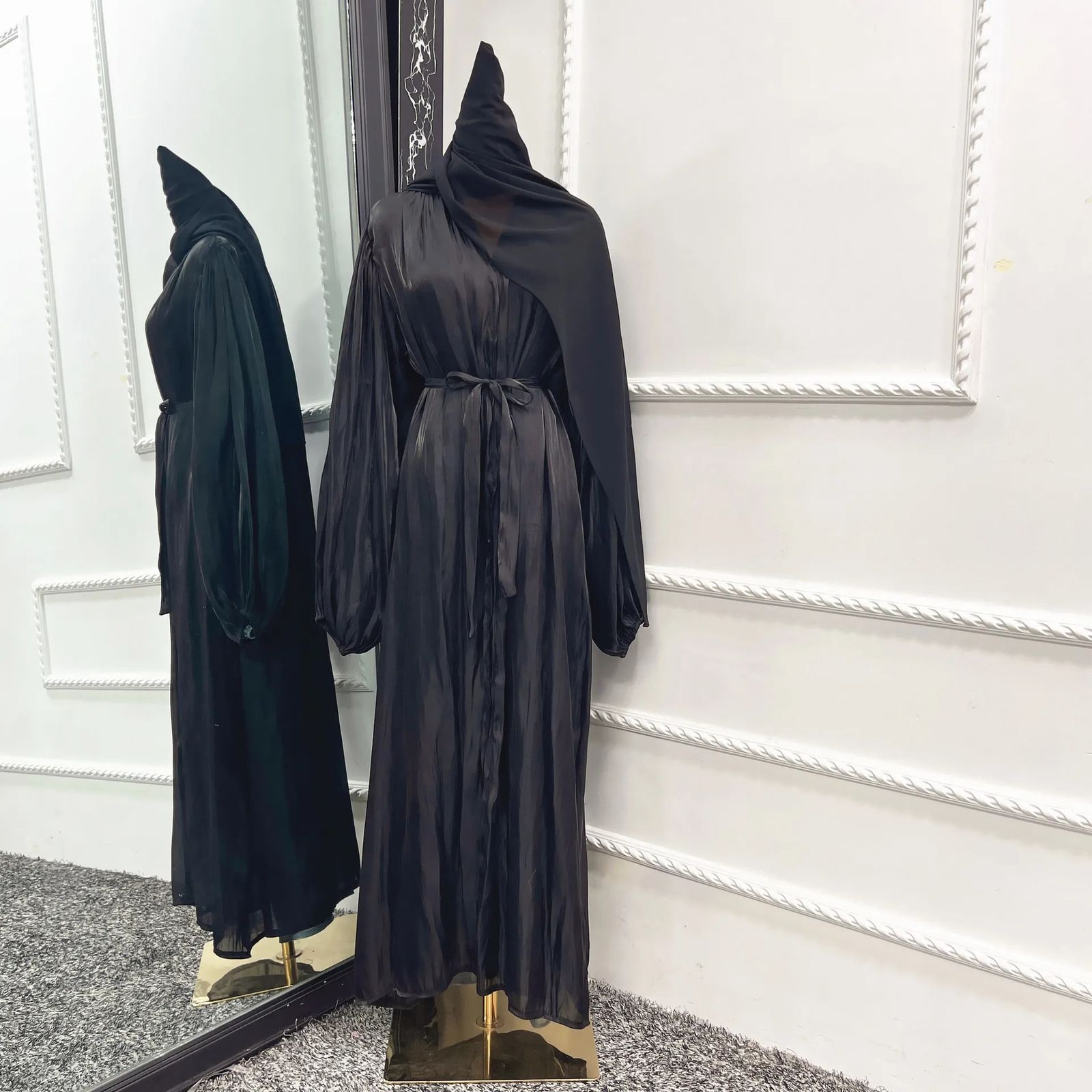 Hijab och Abaya-M10