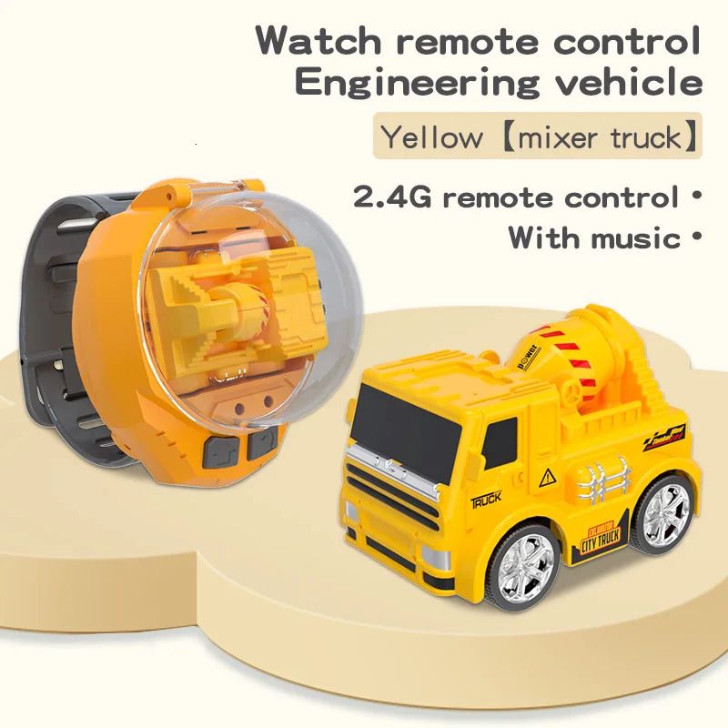 Camion mixer giallo