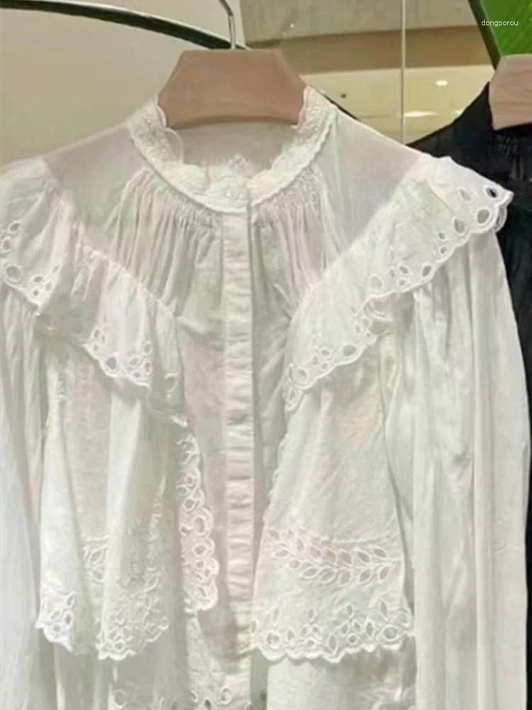 белая блузка