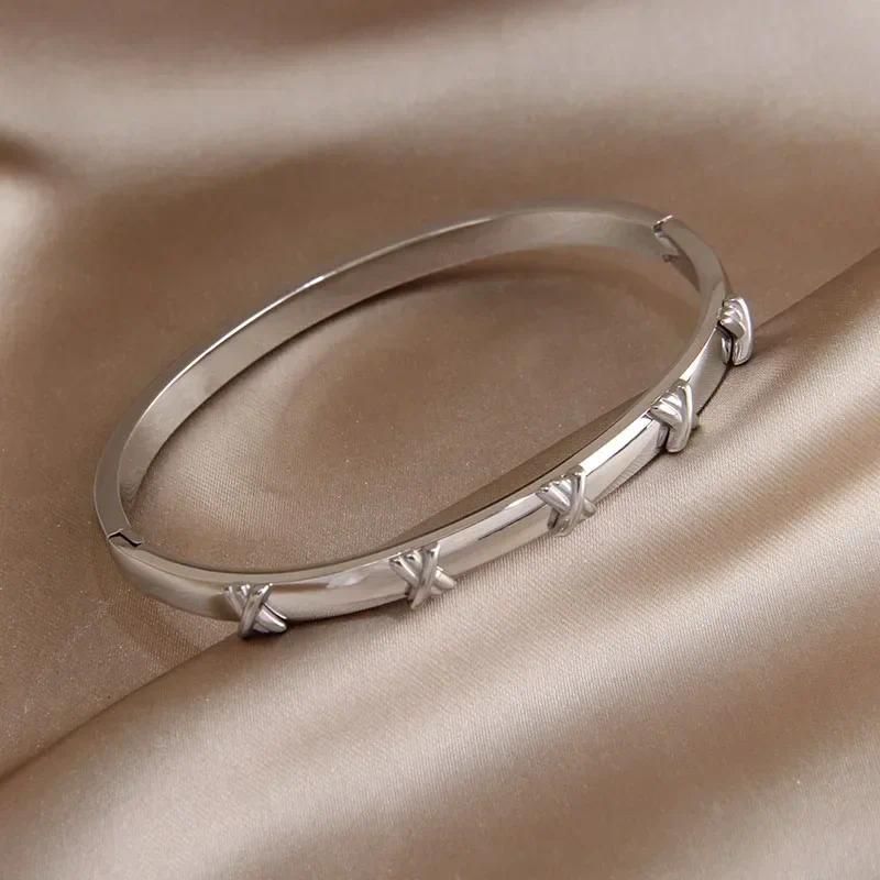 D0407 silver